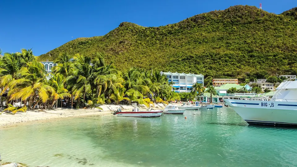 Great Bay Beach and the waterfront of Philipsburg, Sint Maarten